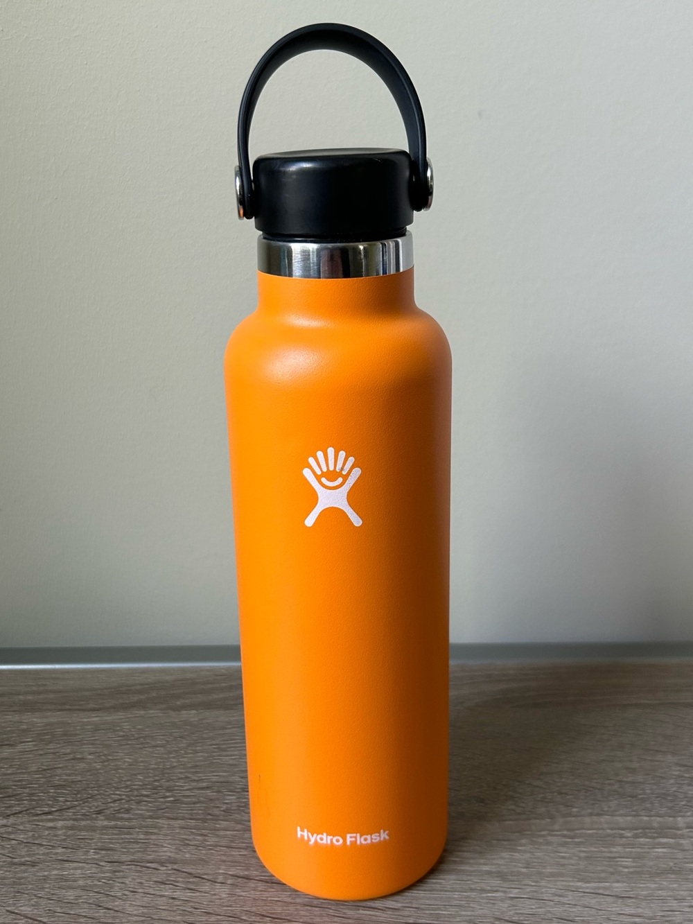 Hydro Flask 21 oz Stainless Steel Orange Water Bottle